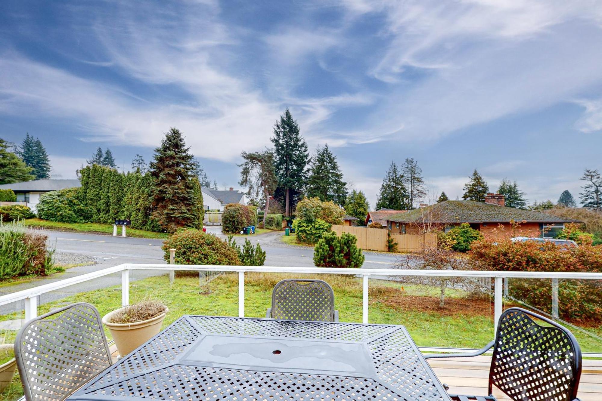 Seattle's Finest Holiday home *